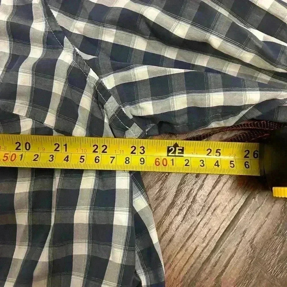 Vintage Talbots Womand Plus Size Women’s 16W Blue/Grey Plaid Button Down Blouse - Picture 6 of 10